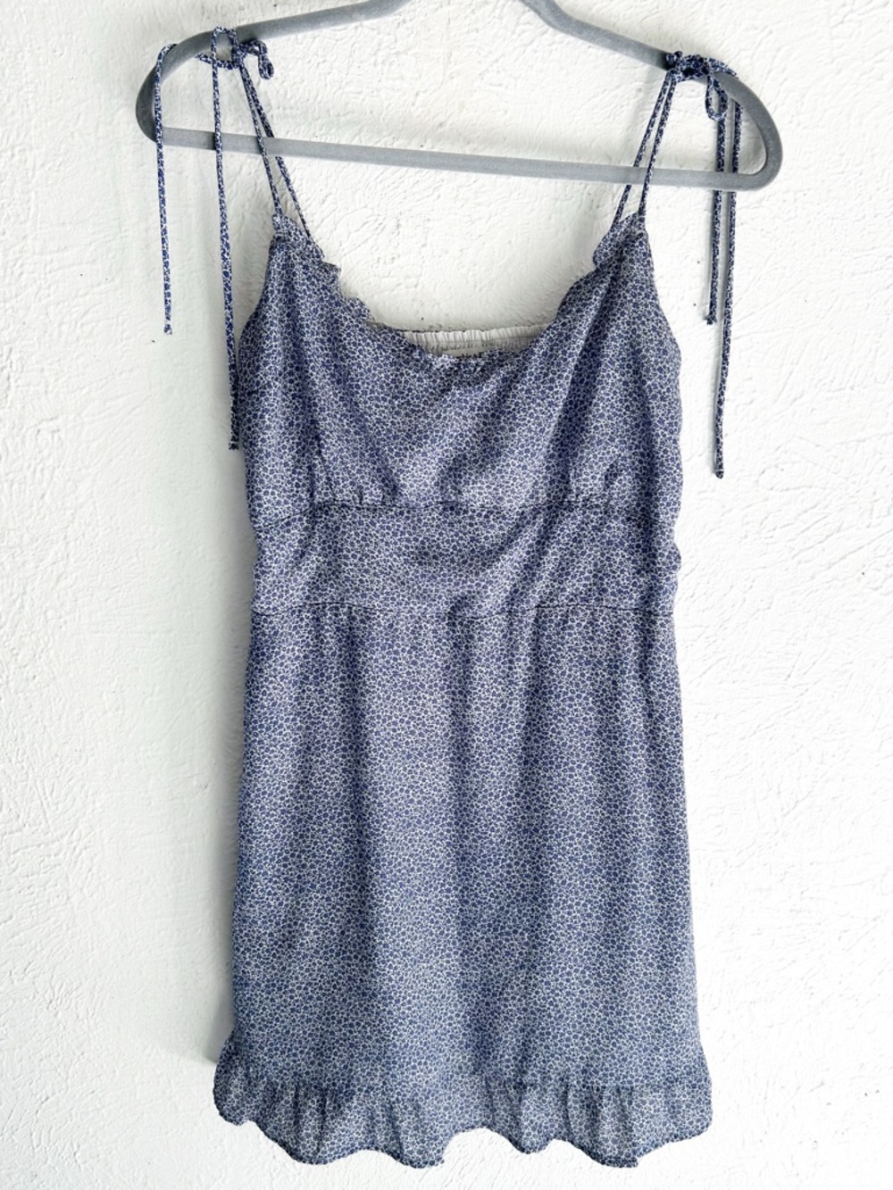 Abercrombie & Fitch Blue Floral Mini Dress Tie Strap Ruffle Hem Medium